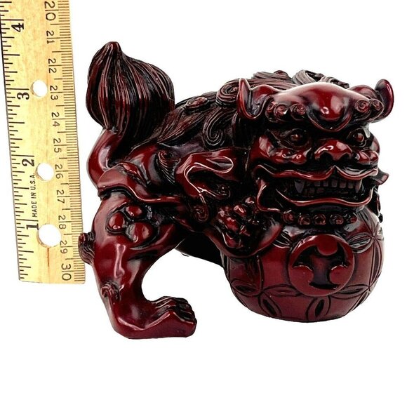 Small Chinese Red Resin Foo Dog Guardian Figurine Asian Decor Table Top - Picture 11 of 13